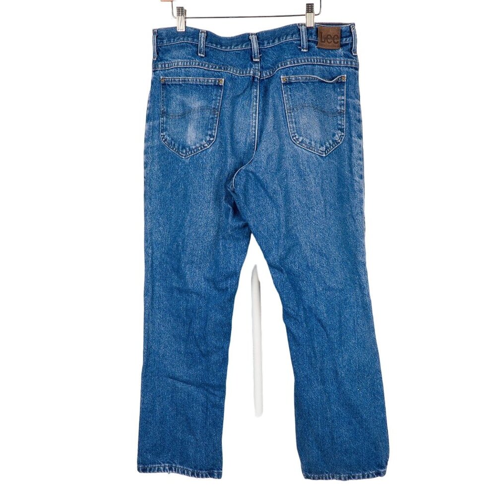 Lee Jeans Mens 38x30 Straight Fit Medium Wash Blue Denim Whiskers 100% Cotton - Picture 6 of 7